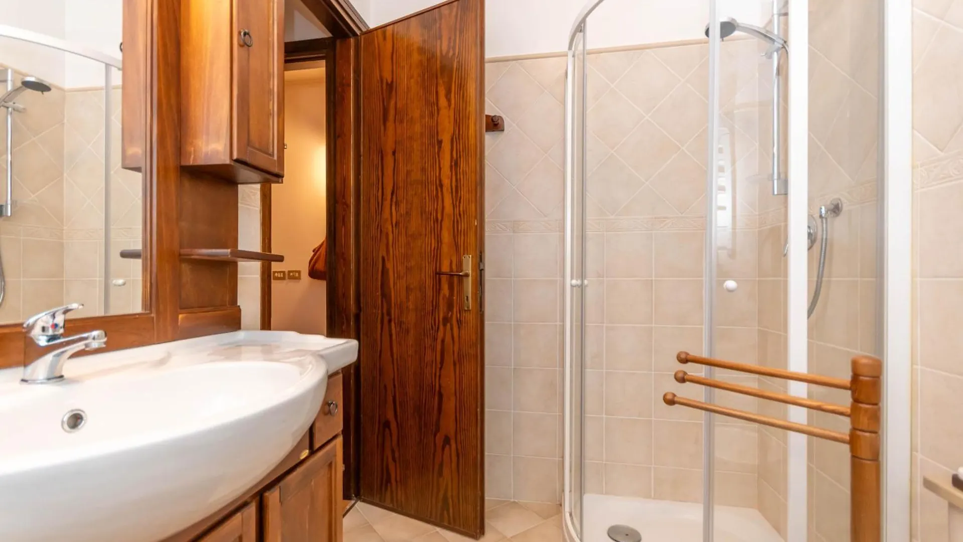 Suite Monte Pelsa Alleghe 0*,  Italy